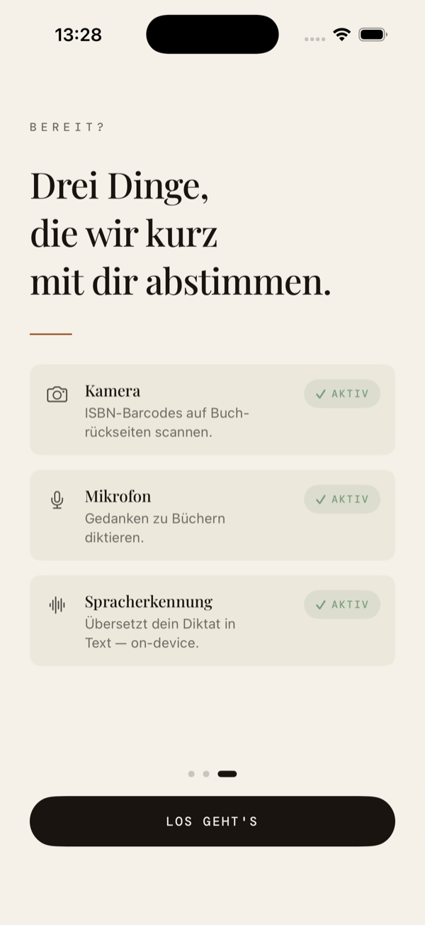 regal. Onboarding — Berechtigungen: Kamera für ISBN-Barcodes, Mikrofon und Spracherkennung für Diktat, alles on-device